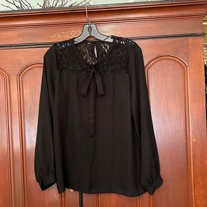 Cute Sheer Top With Lace Neckline & Bow Tie Front